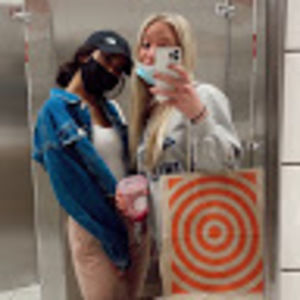 Meet your Posher, Alyssa